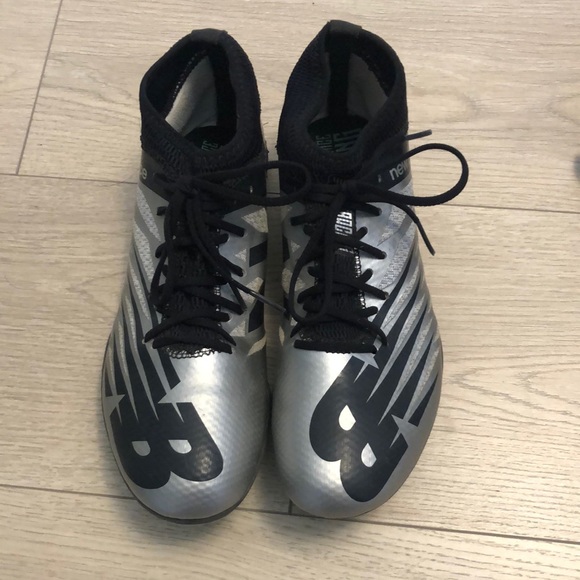 New Balance running spikes - Picture 1 of 3